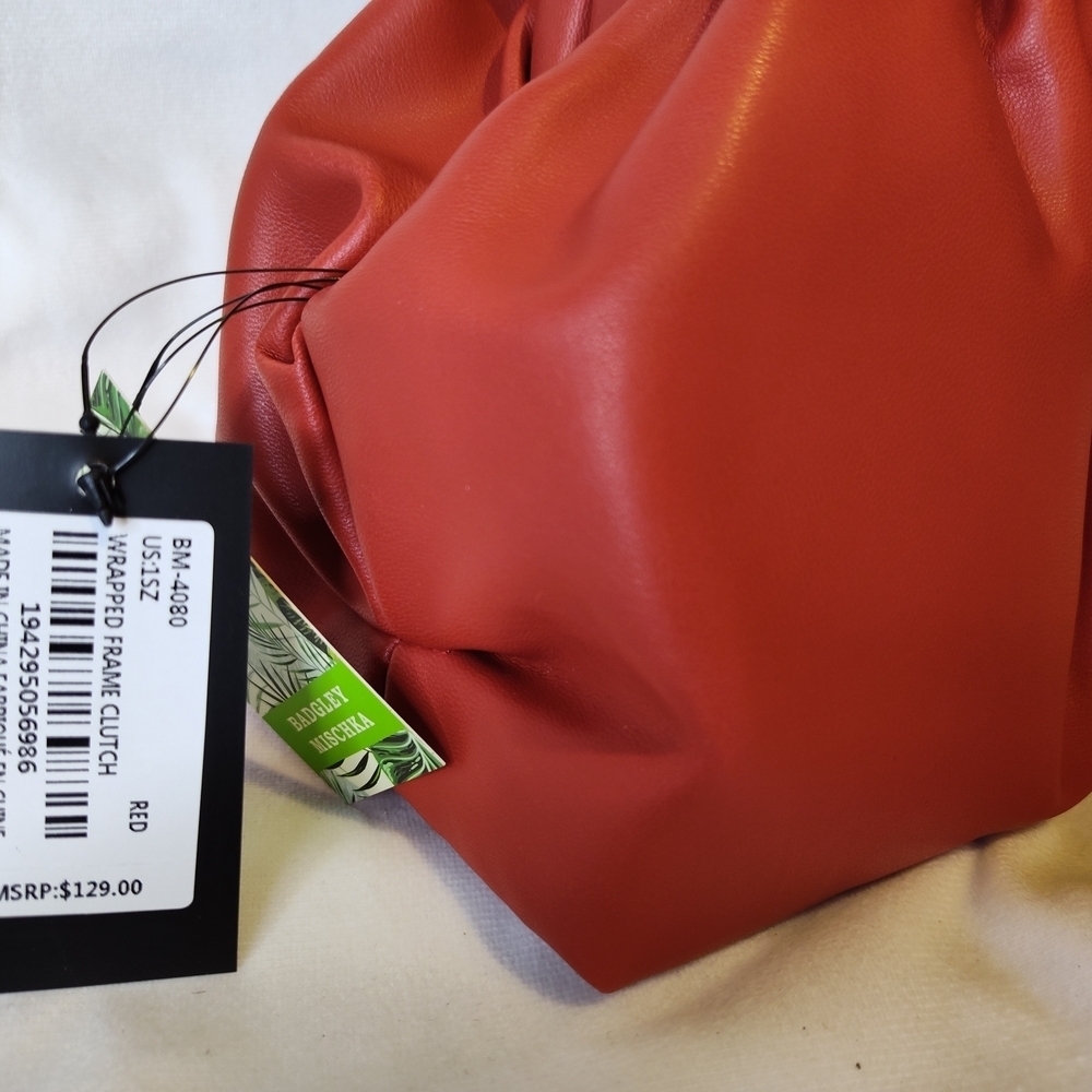 NWT Badgley Mischka Red Vegan Leather Clutch in Red - Picture 4 of 8
